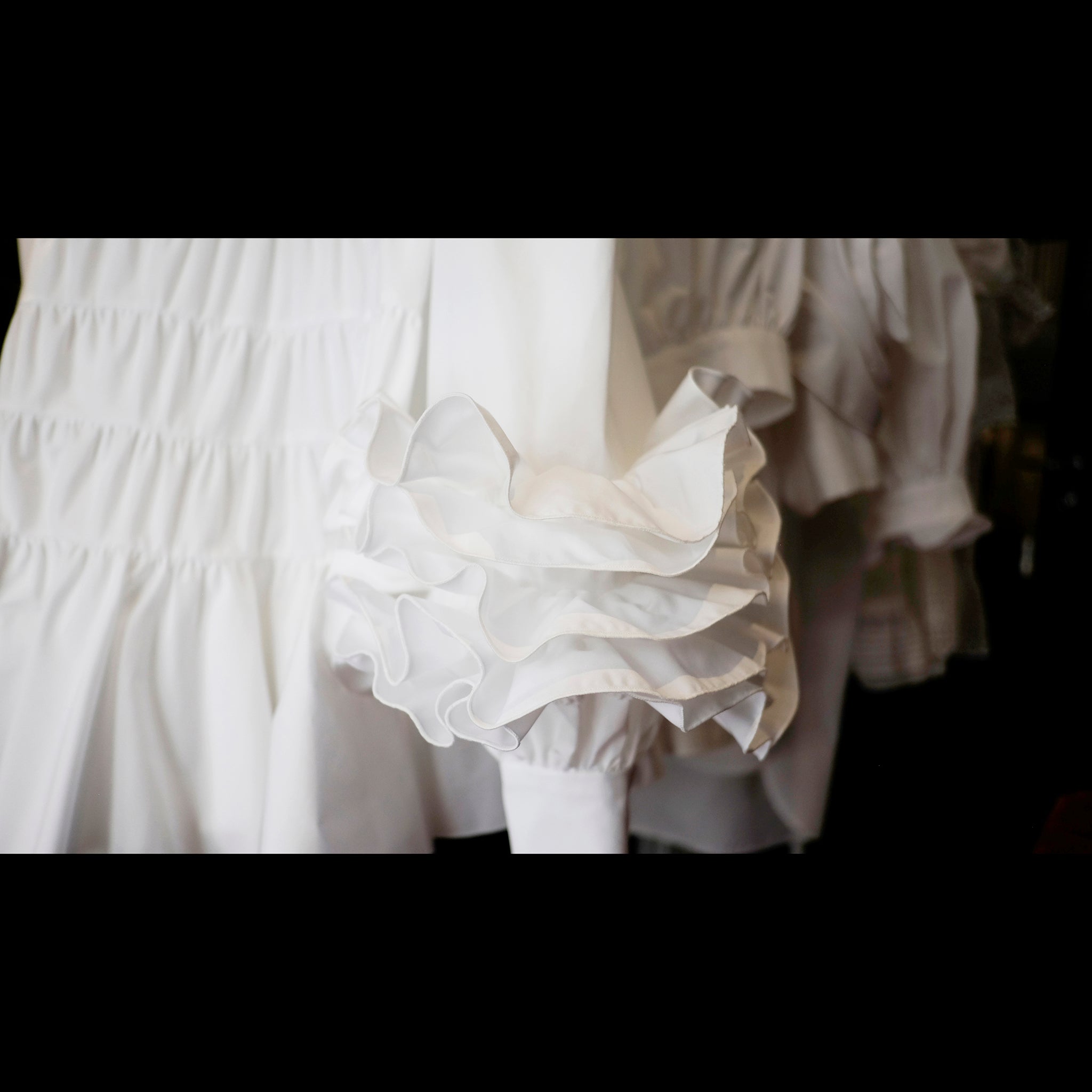 White Poplin Ruffle Sleeve Trapeze Top