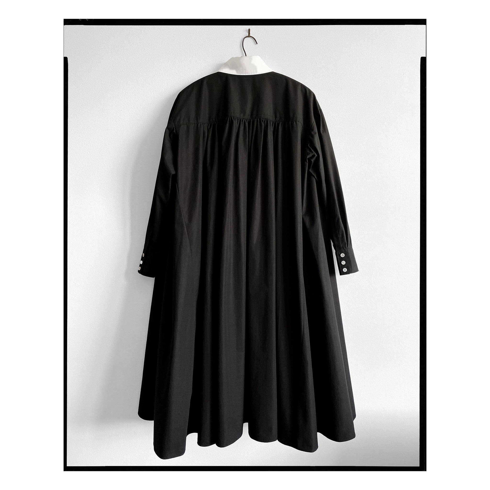Black Poplin Rose Pocket Trapeze Shirt Dress