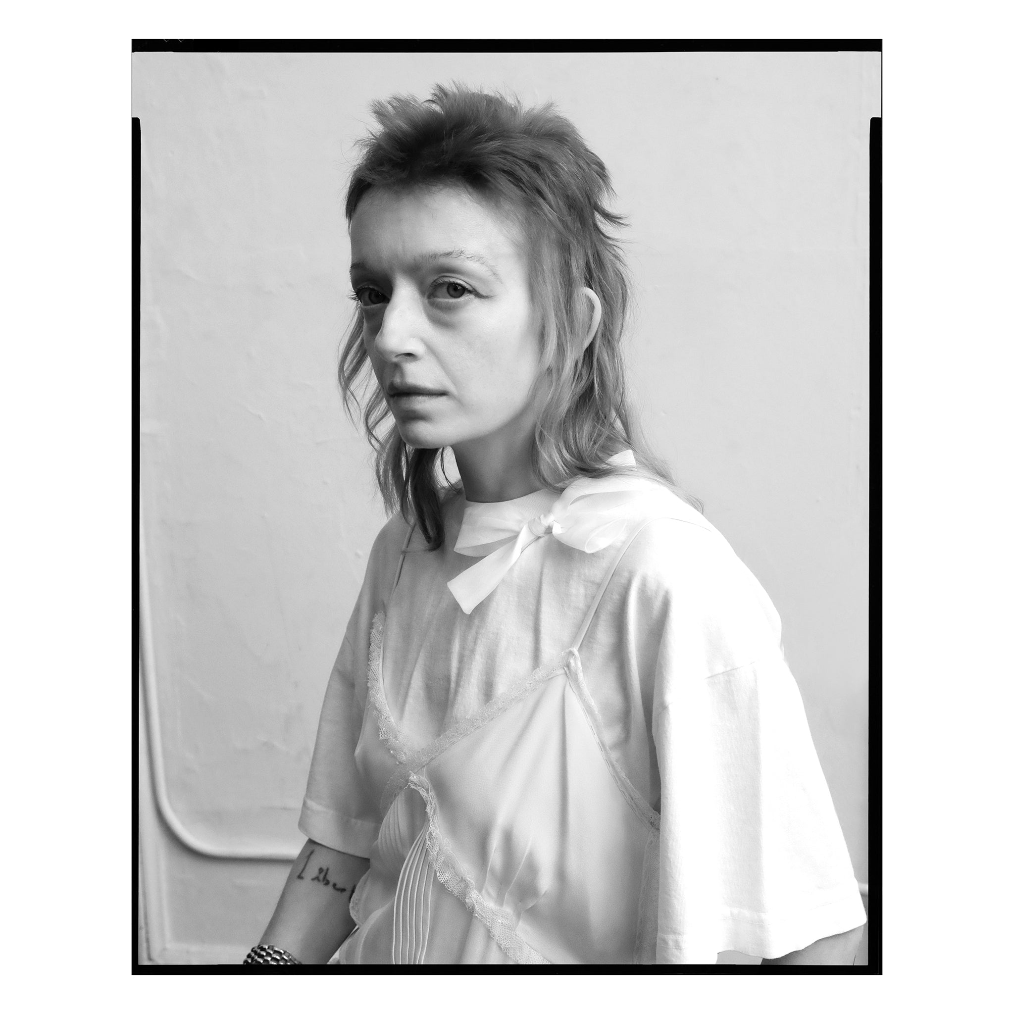White Organdy Single Bow Tee