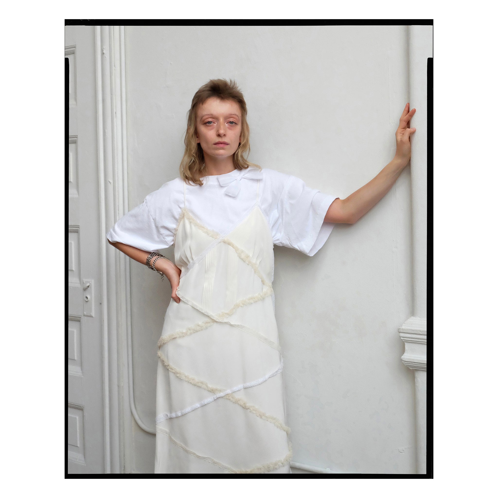 White Organdy Single Bow Tee