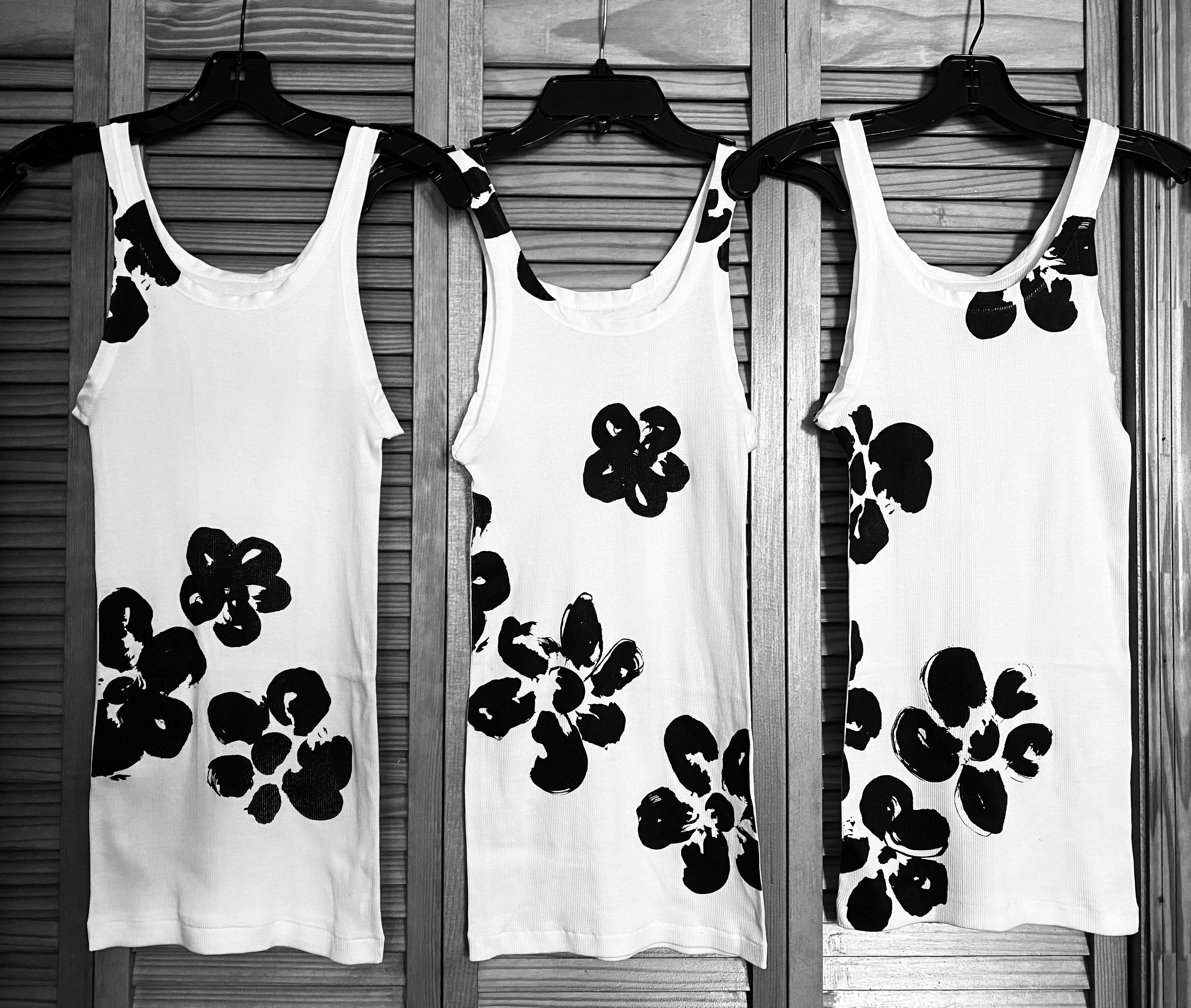 Screen Print Brushstroke Daisies Tank