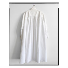 Load image into Gallery viewer, White Rose Pocket Trapeze Shirt Dress
